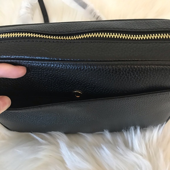 Michael Kors Fulton LG Pebbled Leather Crossbody - Picture 5 of 9